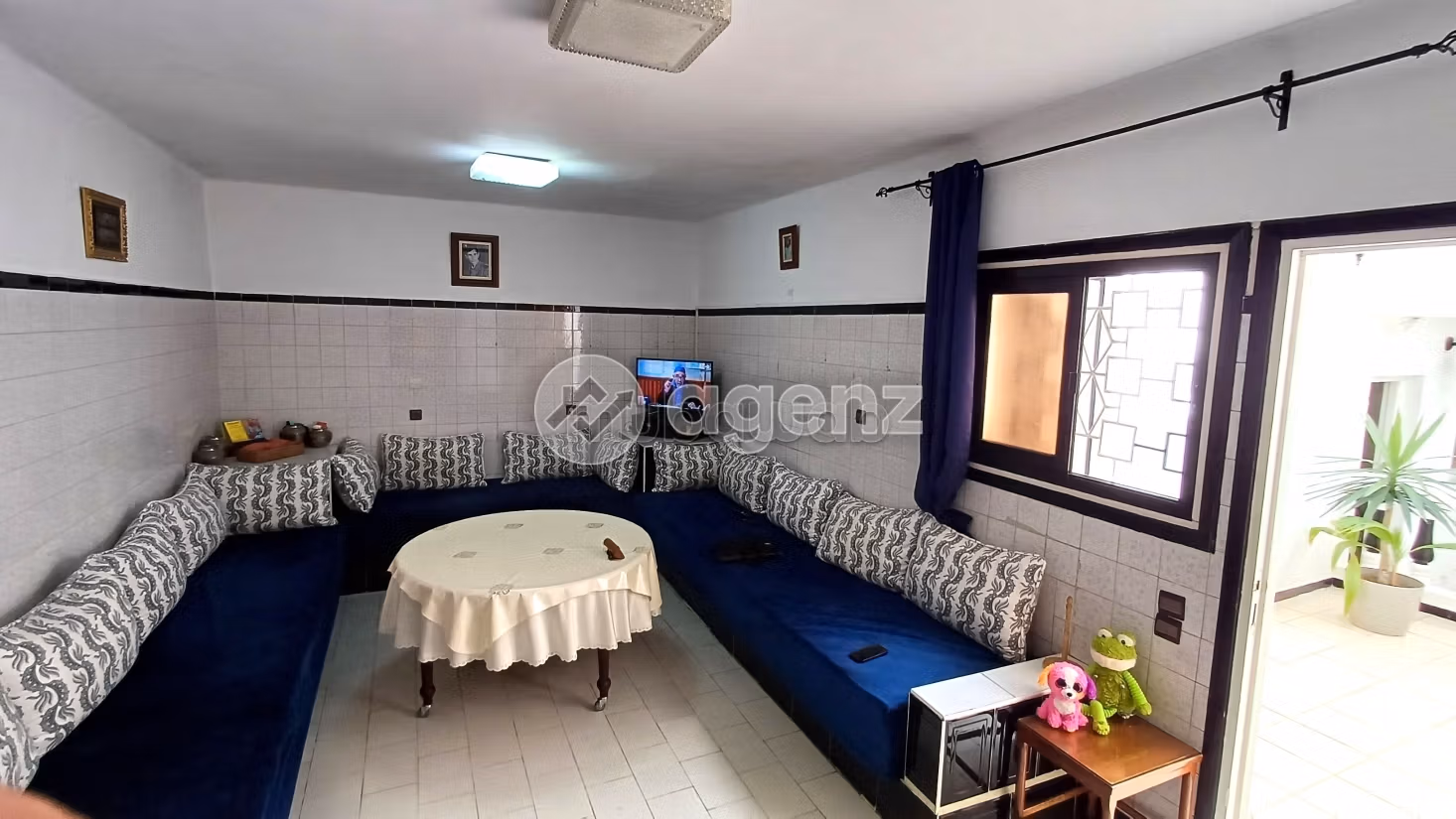 Magnífica villa en venta en Ain Borja. 5 dormitorios. Bodega, gran terraza