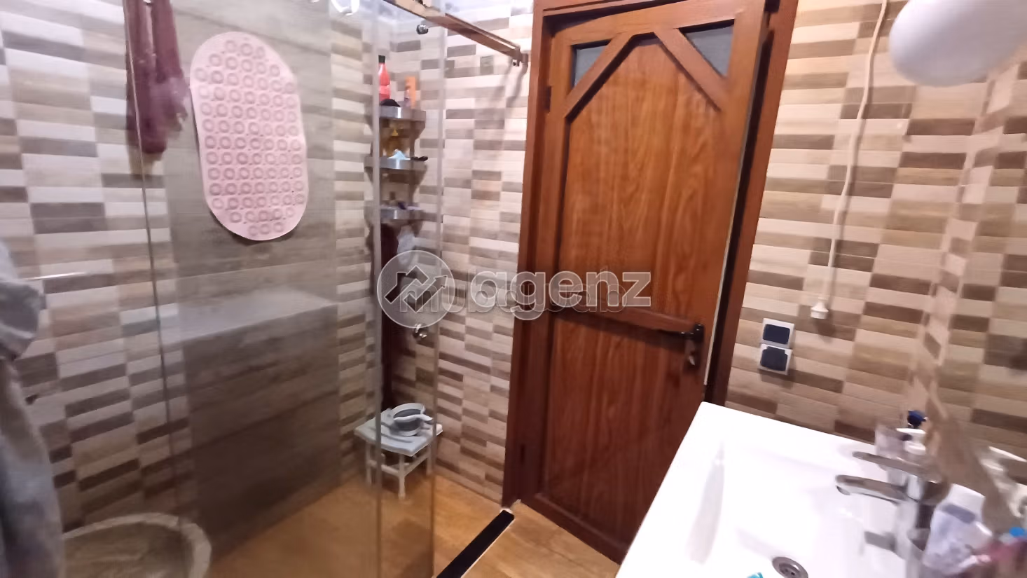 Busca pisos en venta en Belvédère. 3 dormitorios. Terraza