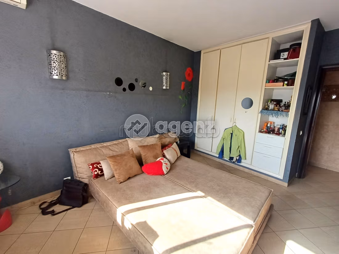 Piso en venta en Miamar. 3 dormitorios. Con garaje y ascensor