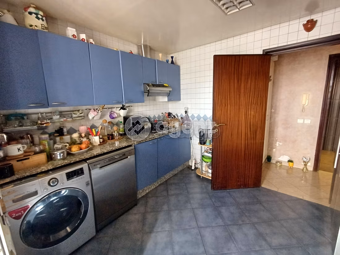 Piso en venta en Miamar. 3 dormitorios. Con garaje y ascensor
