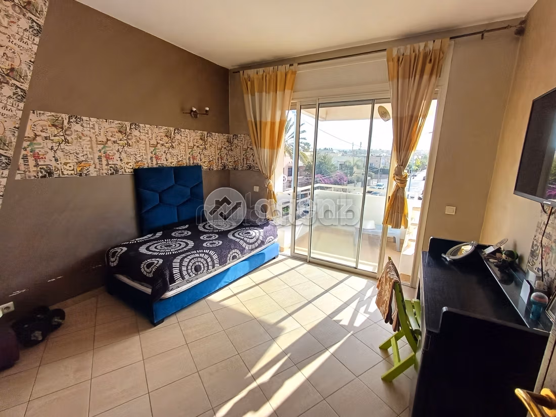 Piso en venta en Miamar. 3 dormitorios. Con garaje y ascensor