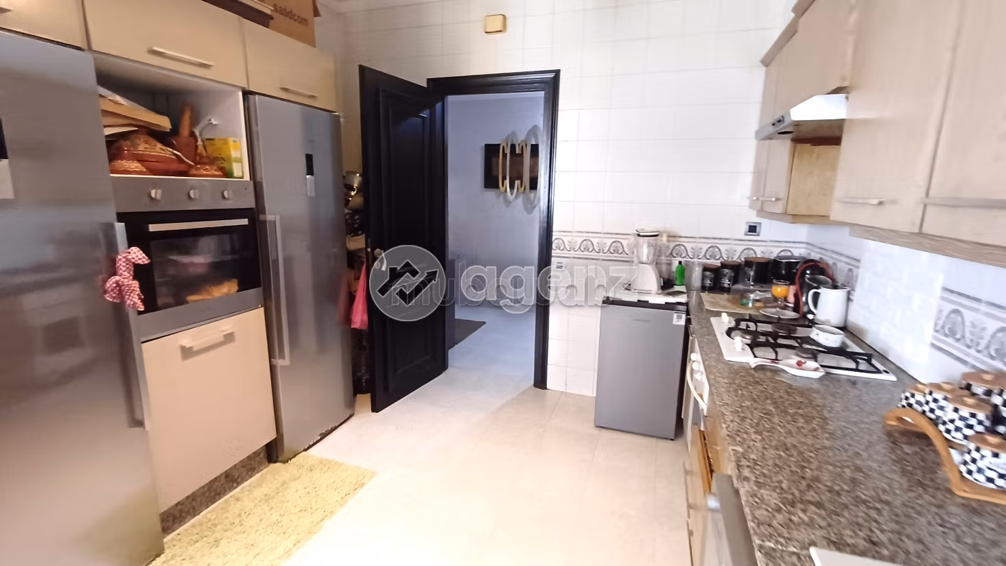 Vendita appartamento a Bourgogne Ouest. 3 camere. Posto auto