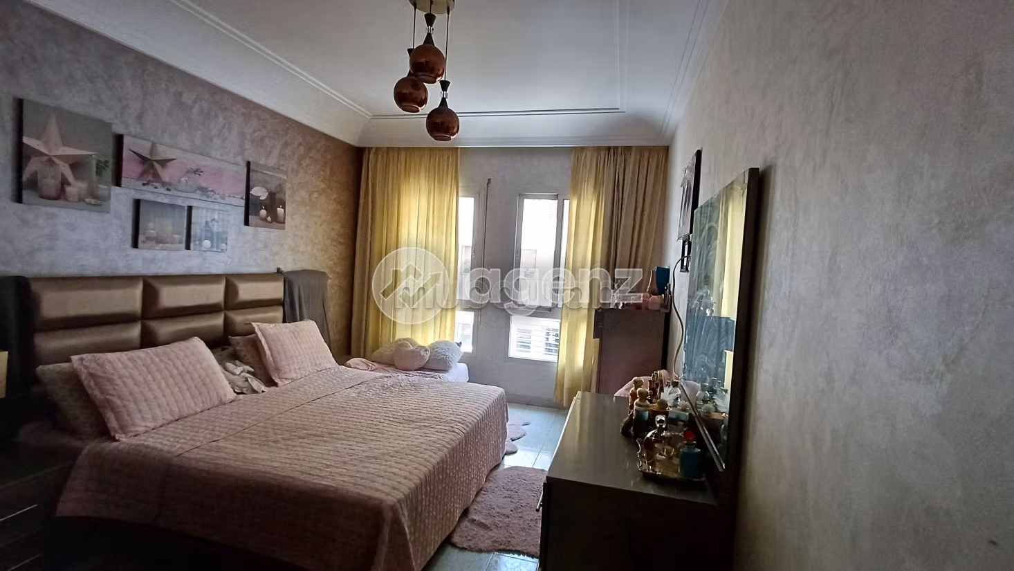Vendita appartamento a Bourgogne Ouest. 3 camere. Posto auto