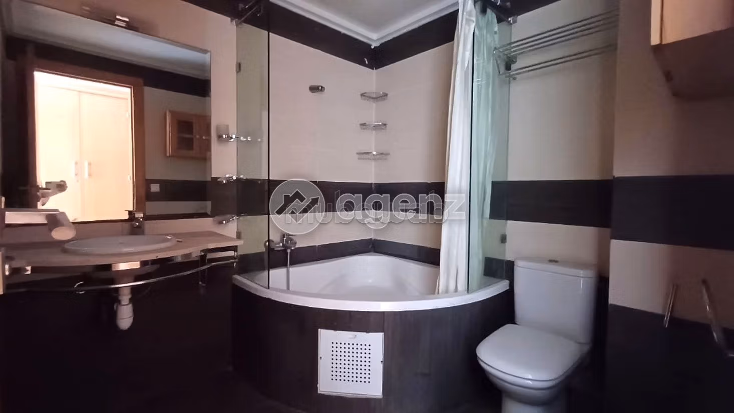 Appartement à vendre 173 m², 3 chambres Lissasfa Casablanca