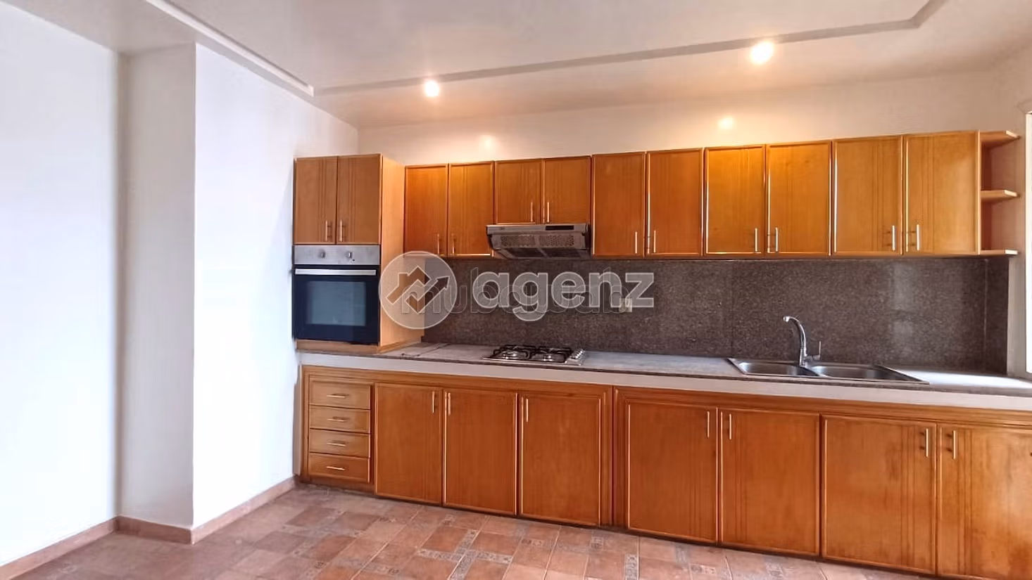Appartement à vendre 173 m², 3 chambres Lissasfa Casablanca