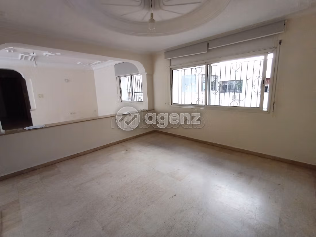 Appartement à vendre 193 m², 3 chambres Les Hôpitaux Casablanca — 6