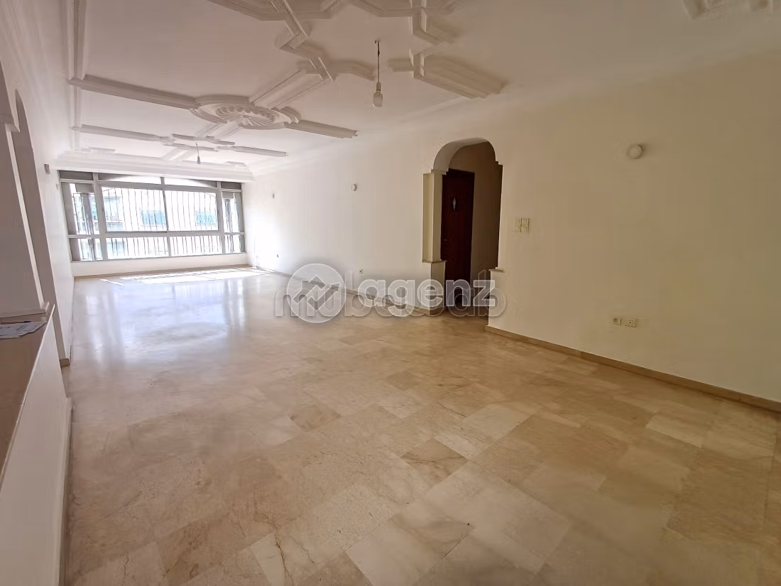 Appartement à vendre 193 m², 3 chambres Les Hôpitaux Casablanca — 3
