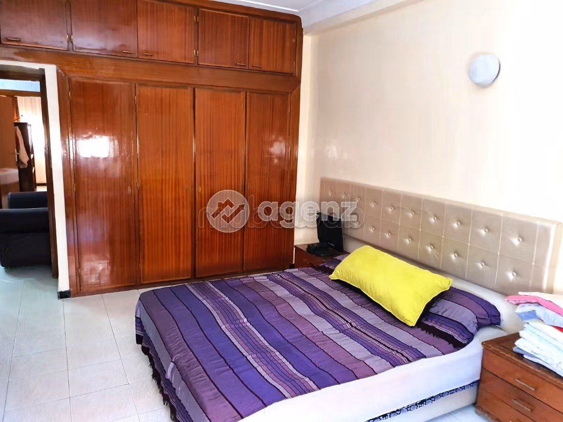 Vendita di uno splendido appartamento. 3 camere. Ascensore e posto auto