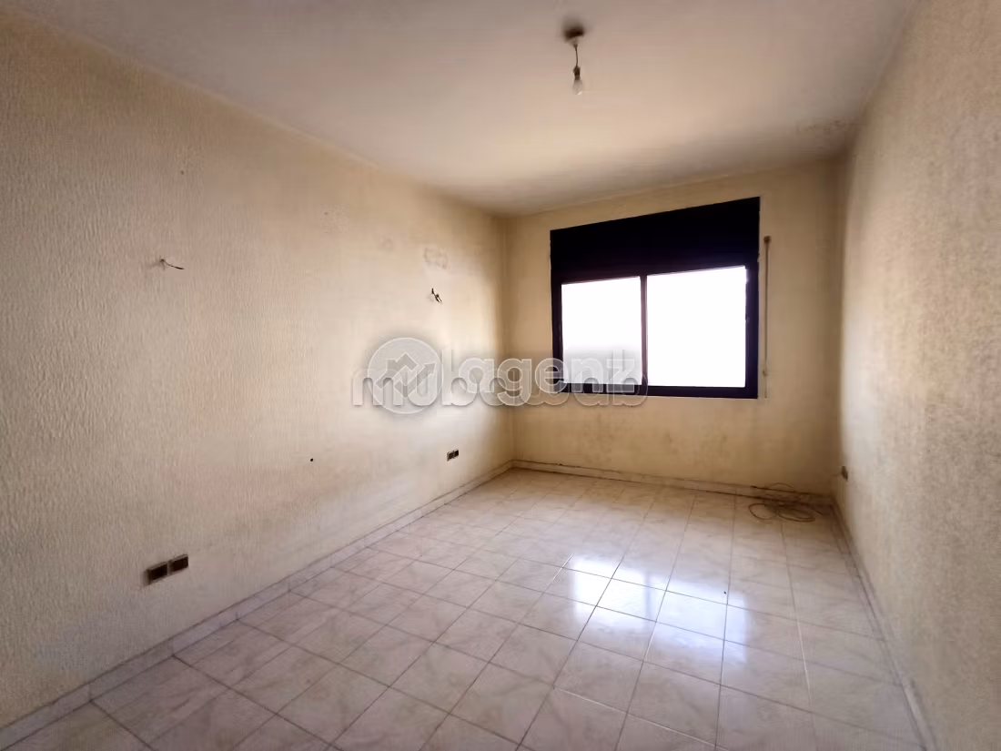 Apartment for sale in Nouvelle Ville. Area 266 m². Carpark and terrace