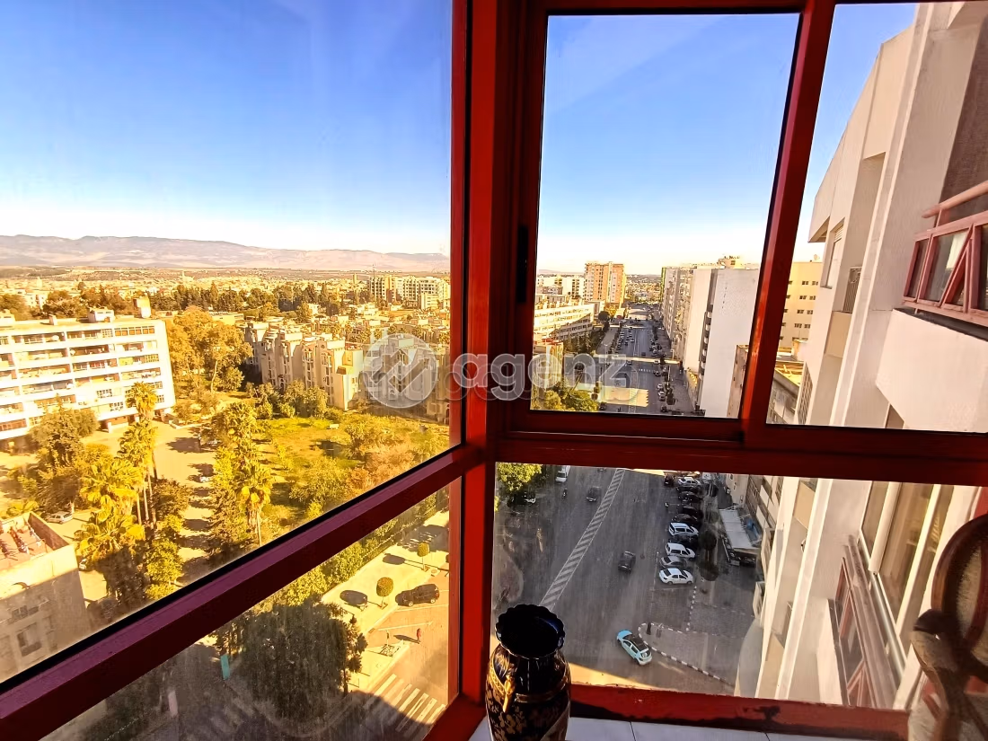 Appartement à vendre 300 m², 4 chambres El Menzeh Meknès