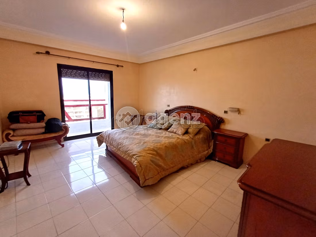 Appartement à vendre 300 m², 4 chambres El Menzeh Meknès