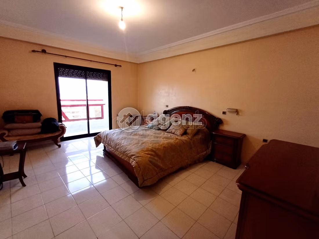 Appartement à vendre 300 m², 4 chambres El Menzeh Meknès