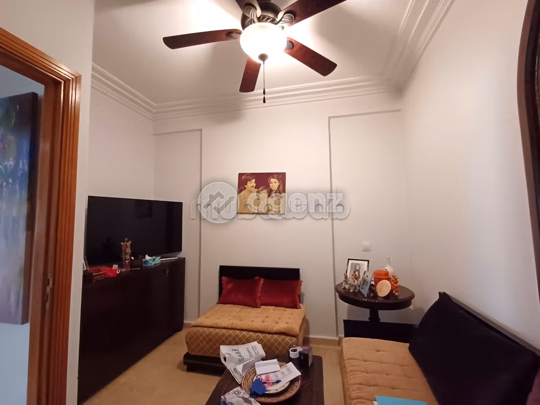 Apartment for sale in Les princesses. 2 lovely rooms. Carpark and elevator