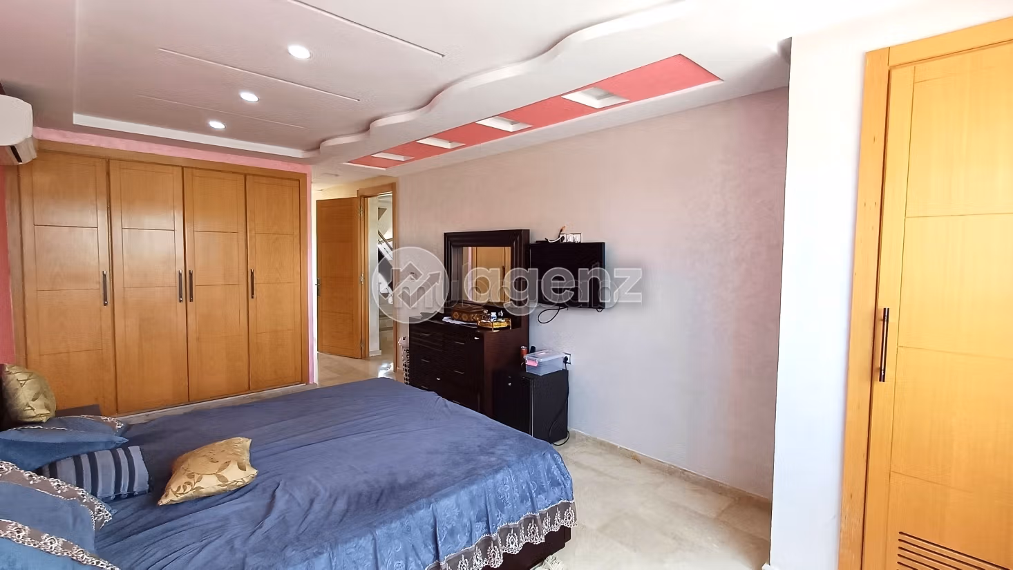 Villa à vendre 200 m², 6 chambres Dar Essalam Casablanca