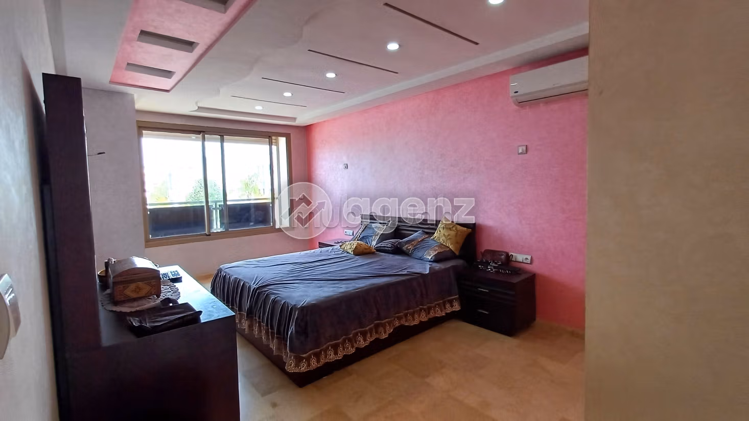 Villa à vendre 200 m², 6 chambres Dar Essalam Casablanca
