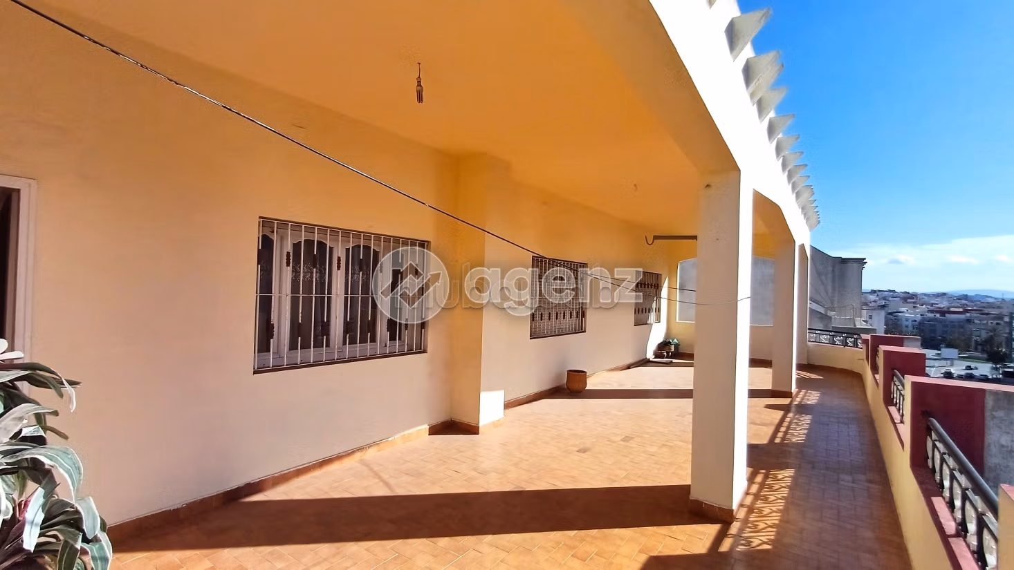 Appartementen om te kopen. 3 Kamers. Groot terras