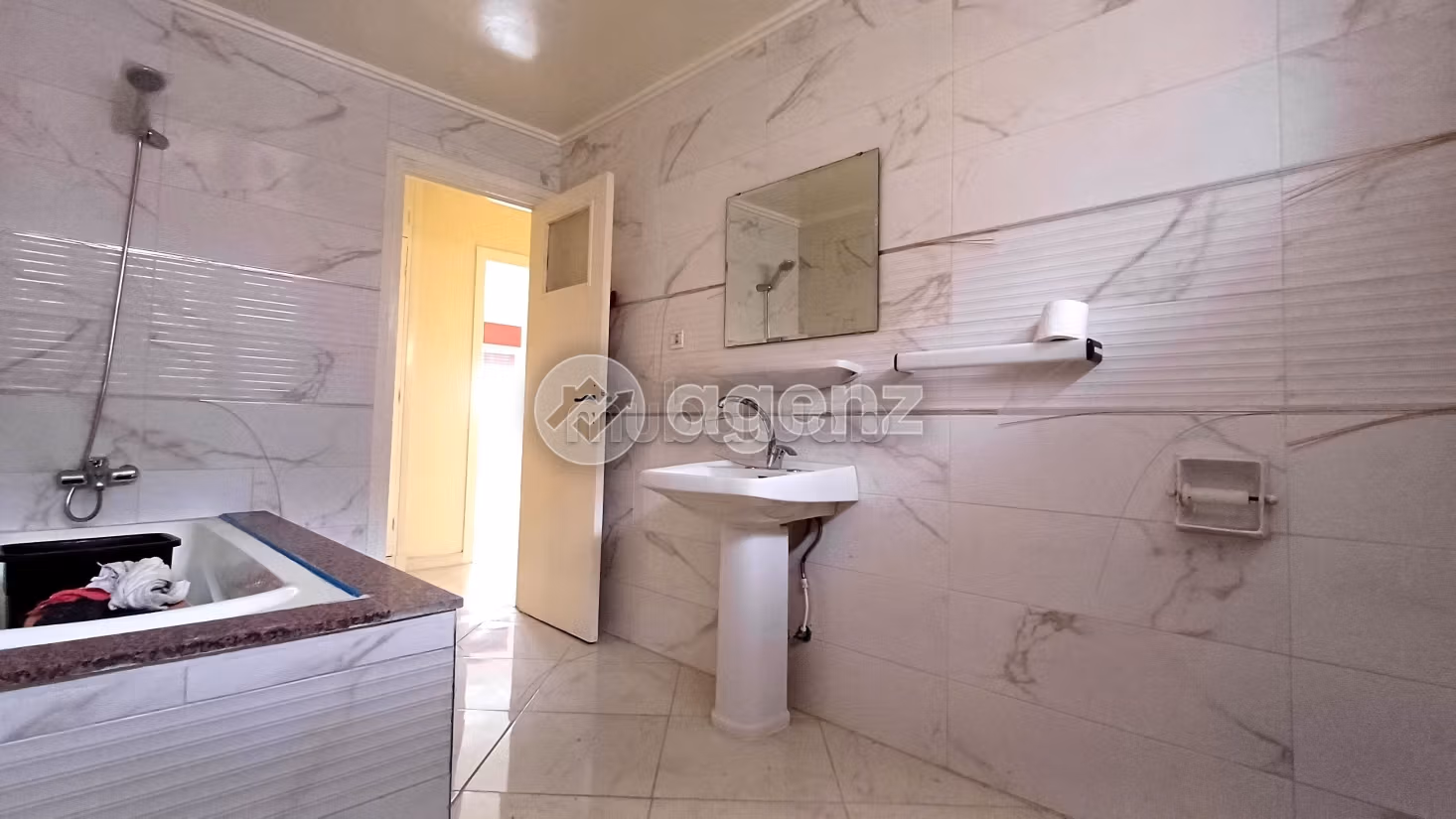 Appartement 145 m² f Belvédère — 10
