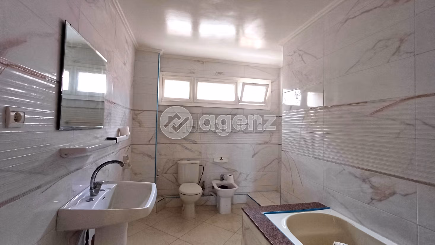 Appartement 145 m² f Belvédère — 11