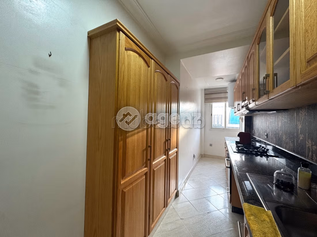 Vendita di uno splendido appartamento a La Gironde. Superficie 88 m². Ascensore e posto auto
