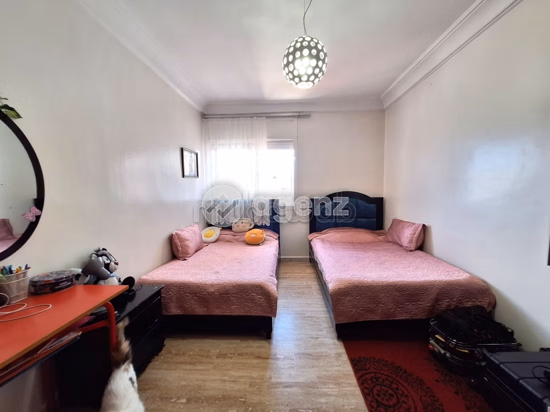 Sell apartment in Les Hôpitaux. Total area 177 m². Carpark and elevator