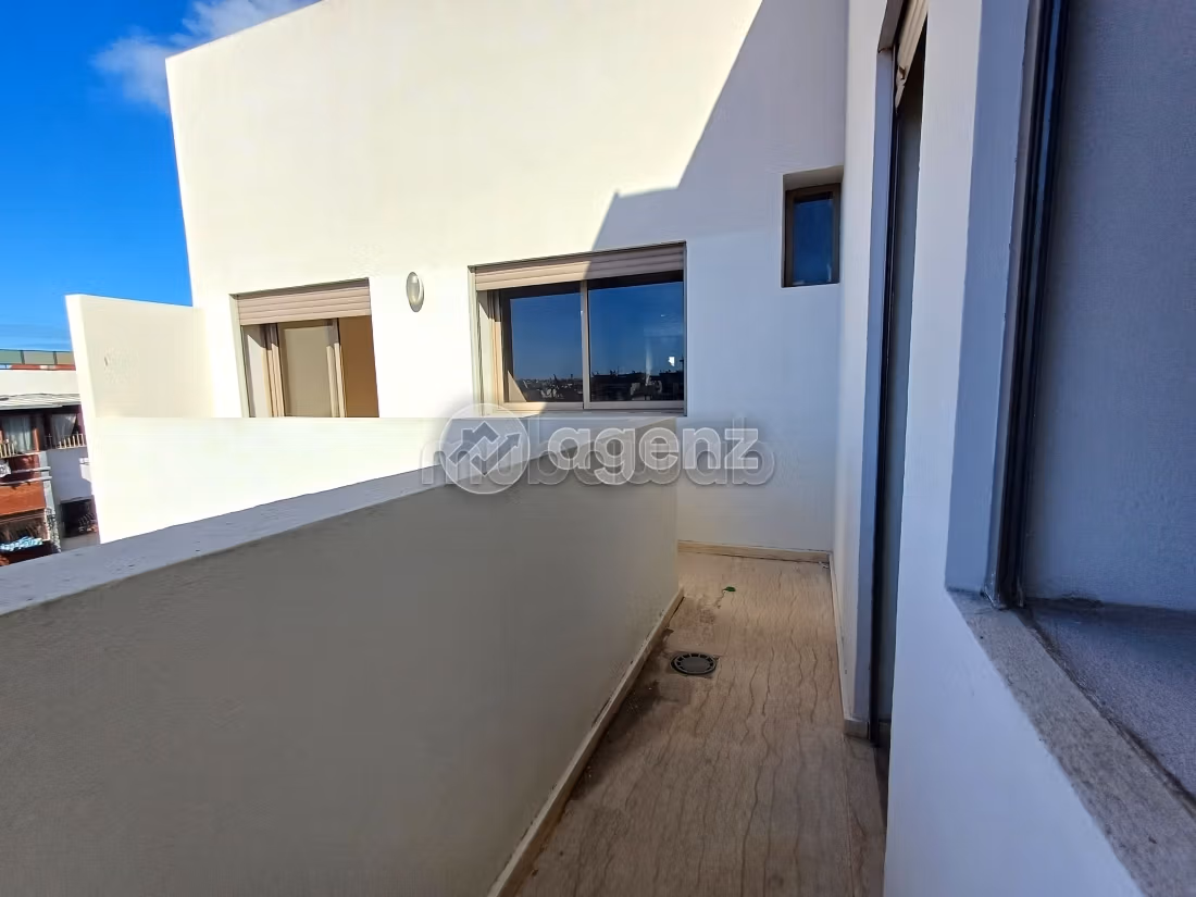 Bonito piso en venta en Laymoune. 2 bonitas habitaciones. Cocina equipada