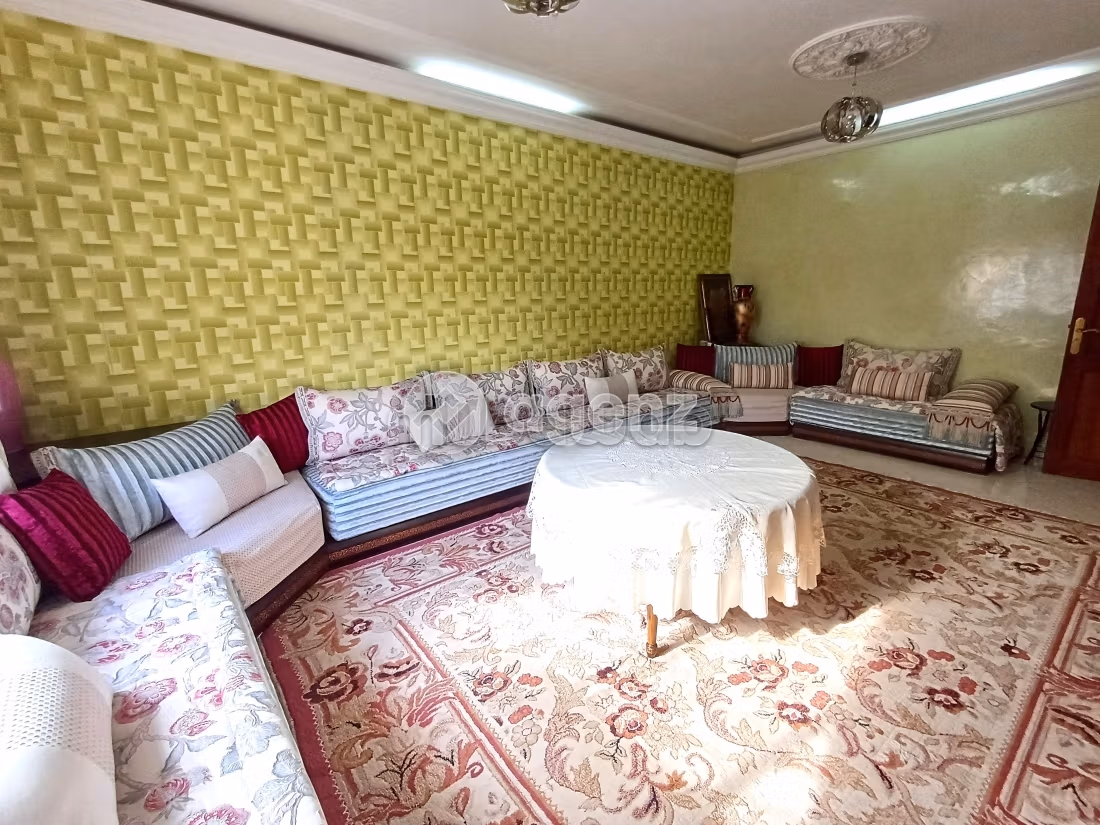 فيلا فخمة للبيع بحي كاليفورنيا. المساحة الإجمالية 378 م². كراج