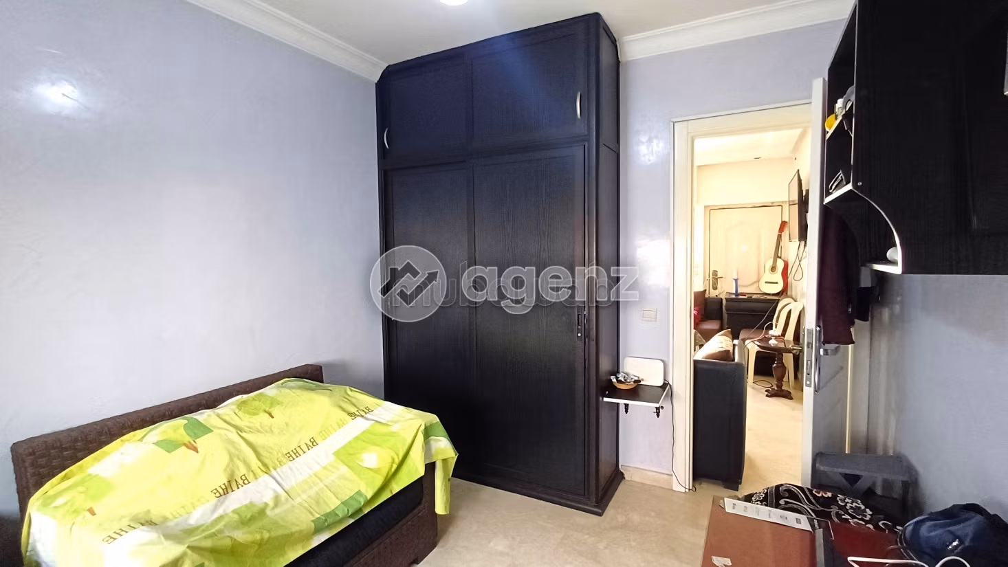Vendita appartamento. Superficie totale 152 m². Ascensore e posto auto