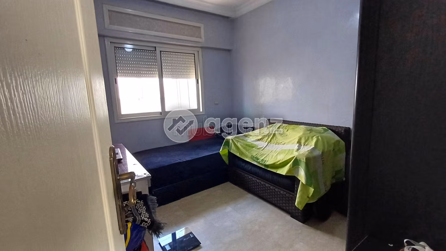 Vendita appartamento. Superficie totale 152 m². Ascensore e posto auto