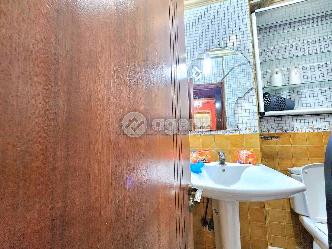 Appartamento da acquistare a Hay Houda. Superficie di 139 m². Terrazzo e giardino