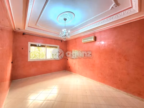 Magnífico piso en venta en Hay Houda. Área total 139 m². Parking y terraza