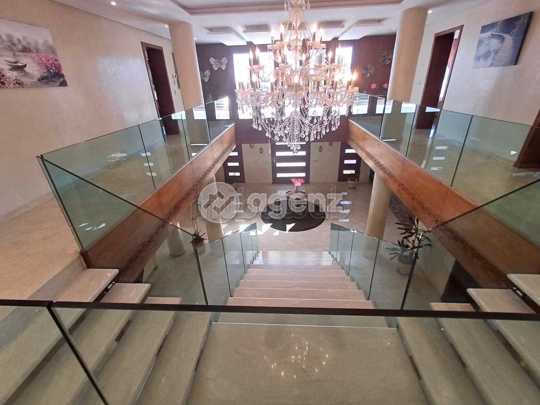 Villa à vendre 1 007 m², 5 chambres Illigh Agadir