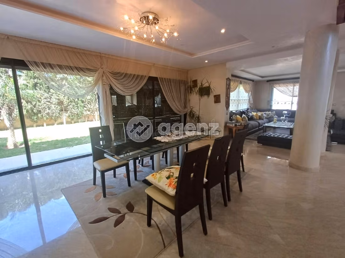 Villa à vendre 1 007 m², 5 chambres Illigh Agadir