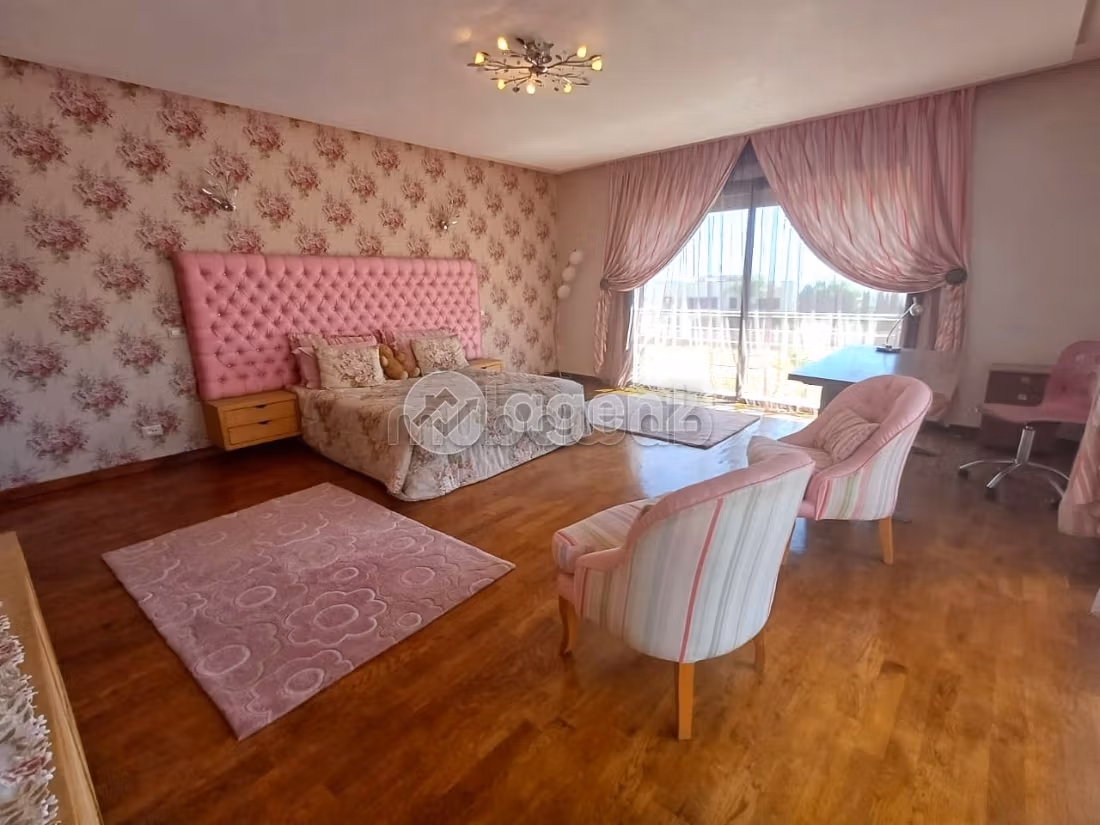 Villa à vendre 1 007 m², 5 chambres Illigh Agadir