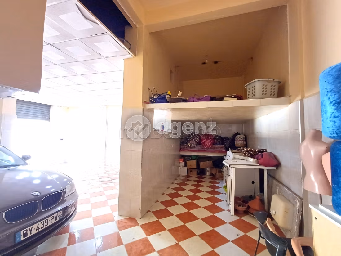 Acquista casa. 5 camere. Garage