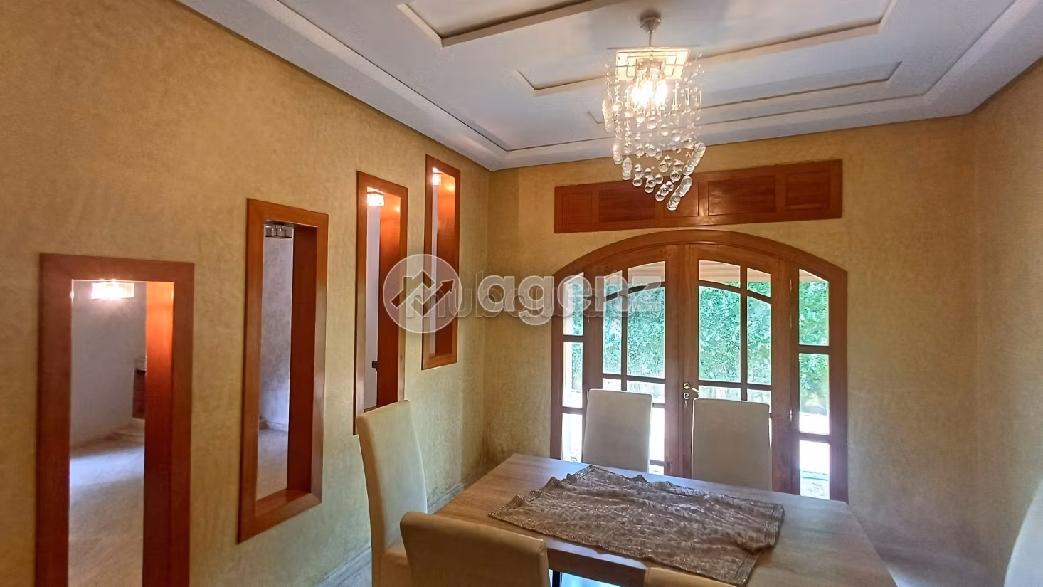 Residenza di lusso in vendita a Route Immouzer. 5 camere. Giardino e posto auto