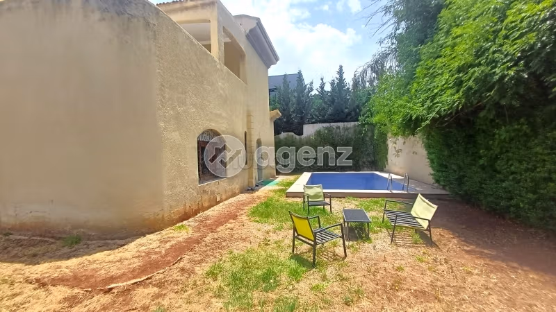 Villa à vendre 847 m², 5 chambres Route Immouzer Fès