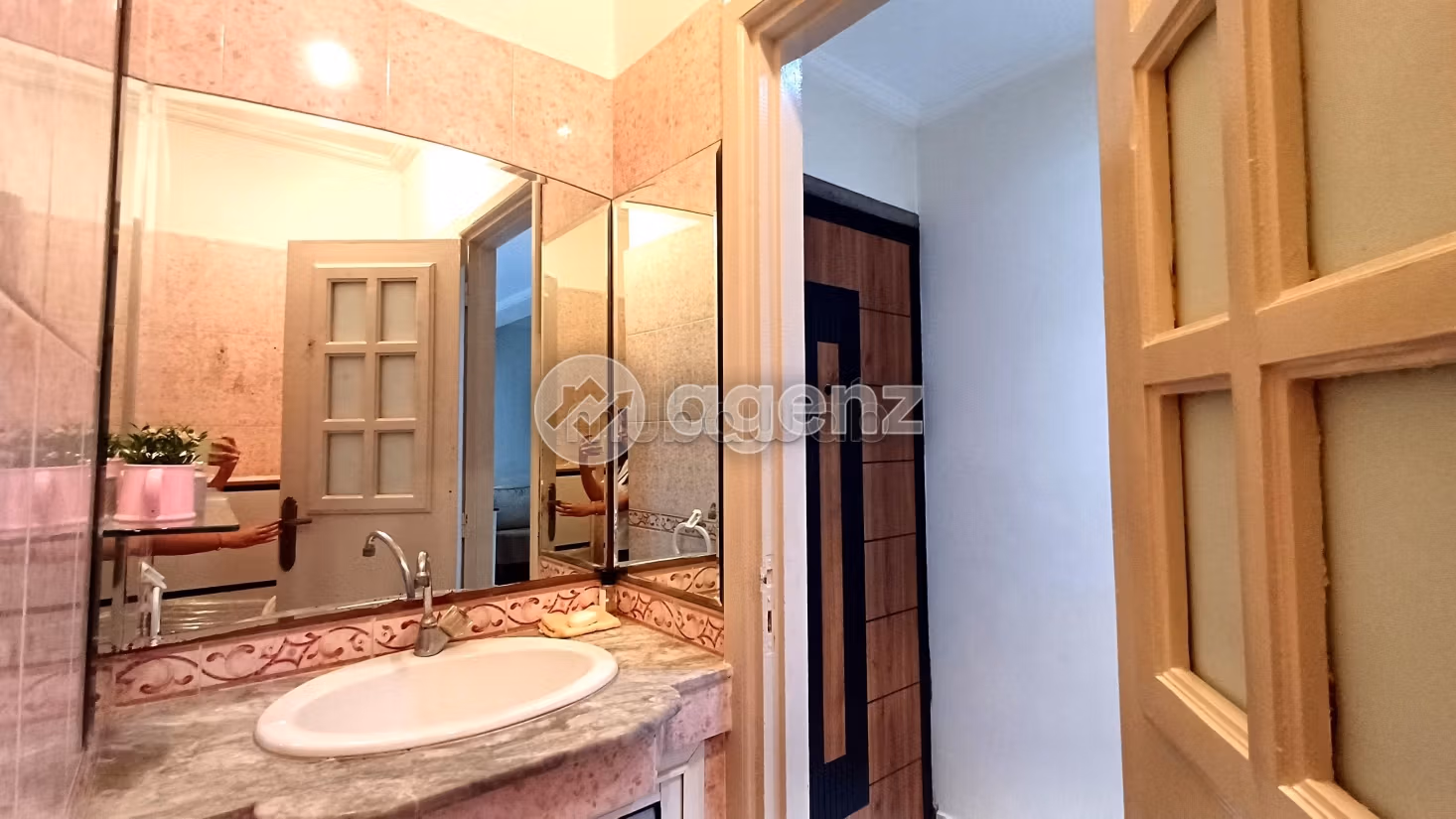 Appartement à vendre 100 m², 3 chambres Oulfa Casablanca — 2