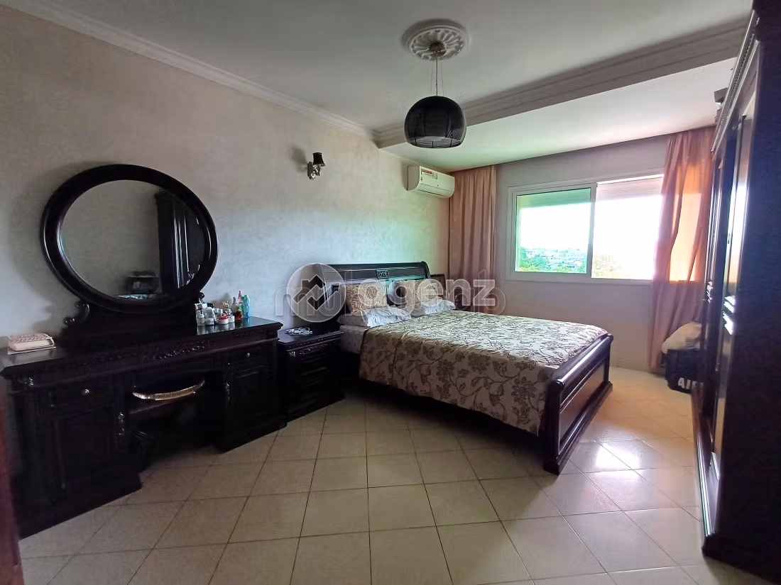 Appartamento da acquistare a Al Mandar Al Jamil. 3 camere da letto. Ascensore e posto auto