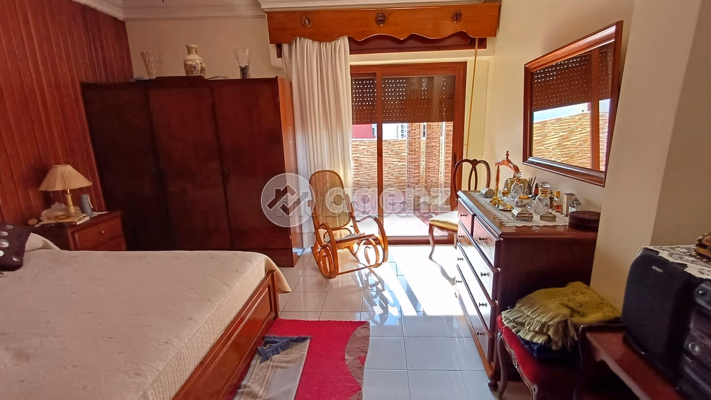 Magnífico piso en venta en Alia. Dimensión 254 m². Terraza y ascensor