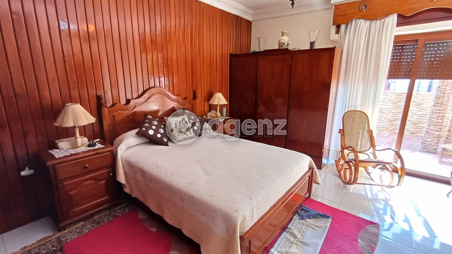 Magnífico piso en venta en Alia. Dimensión 254 m². Terraza y ascensor