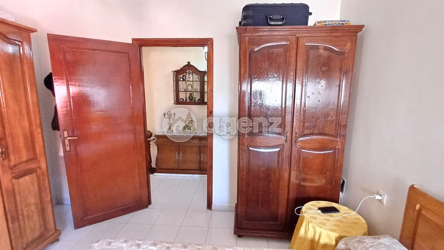 Magnífico piso en venta en Alia. Dimensión 254 m². Terraza y ascensor