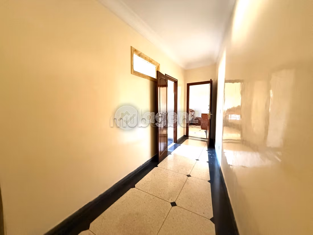 Appartement 162 m² f Bourgogne Est — 10