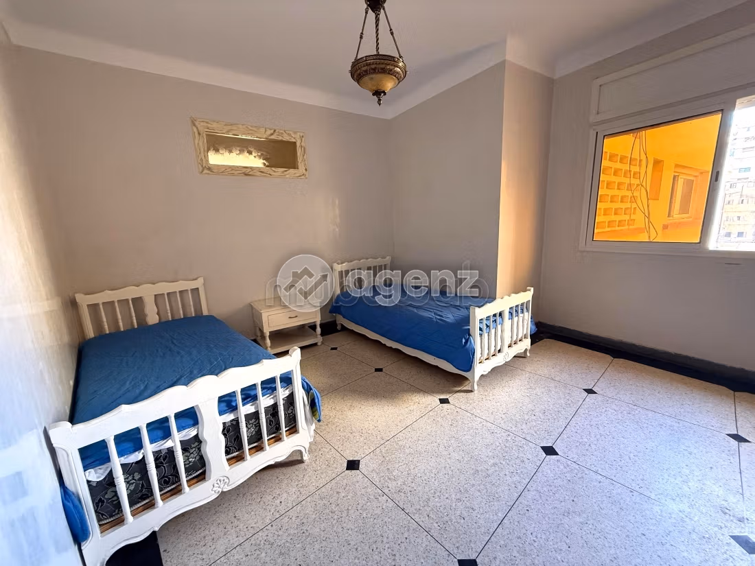 Appartement 162 m² f Bourgogne Est — 17