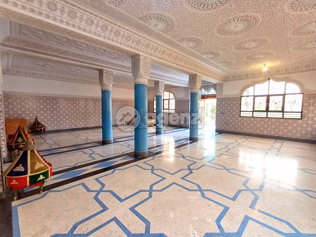 Villa à vendre 436 m², 9 chambres Targa Marrakech