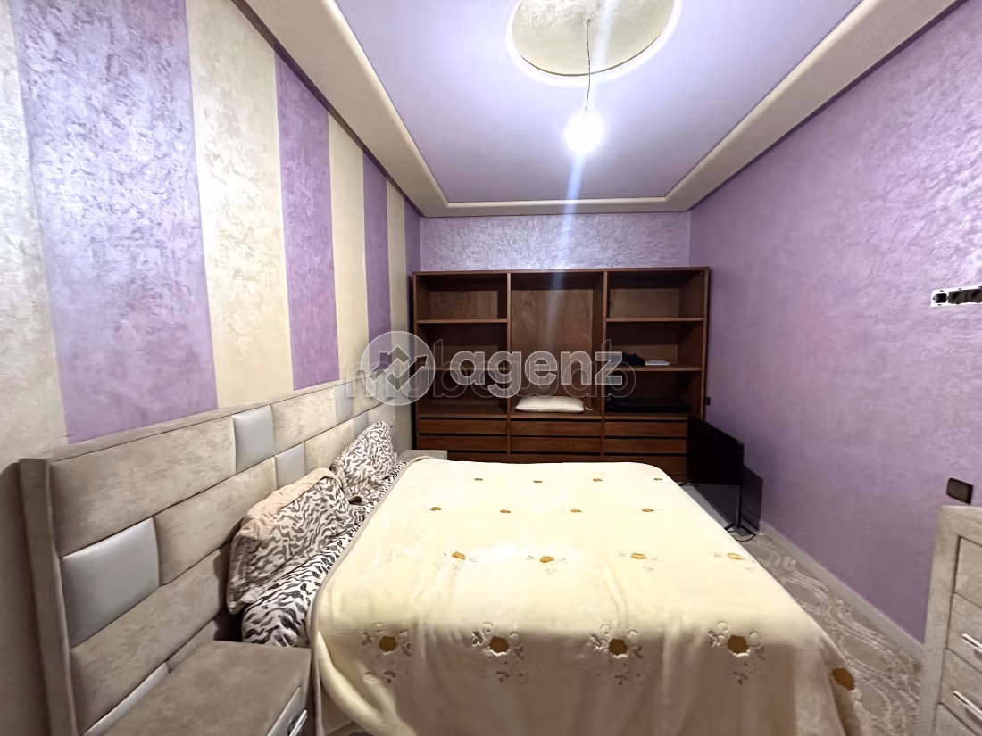 Beautiful house for sale. 6 rooms. Terrace and garden