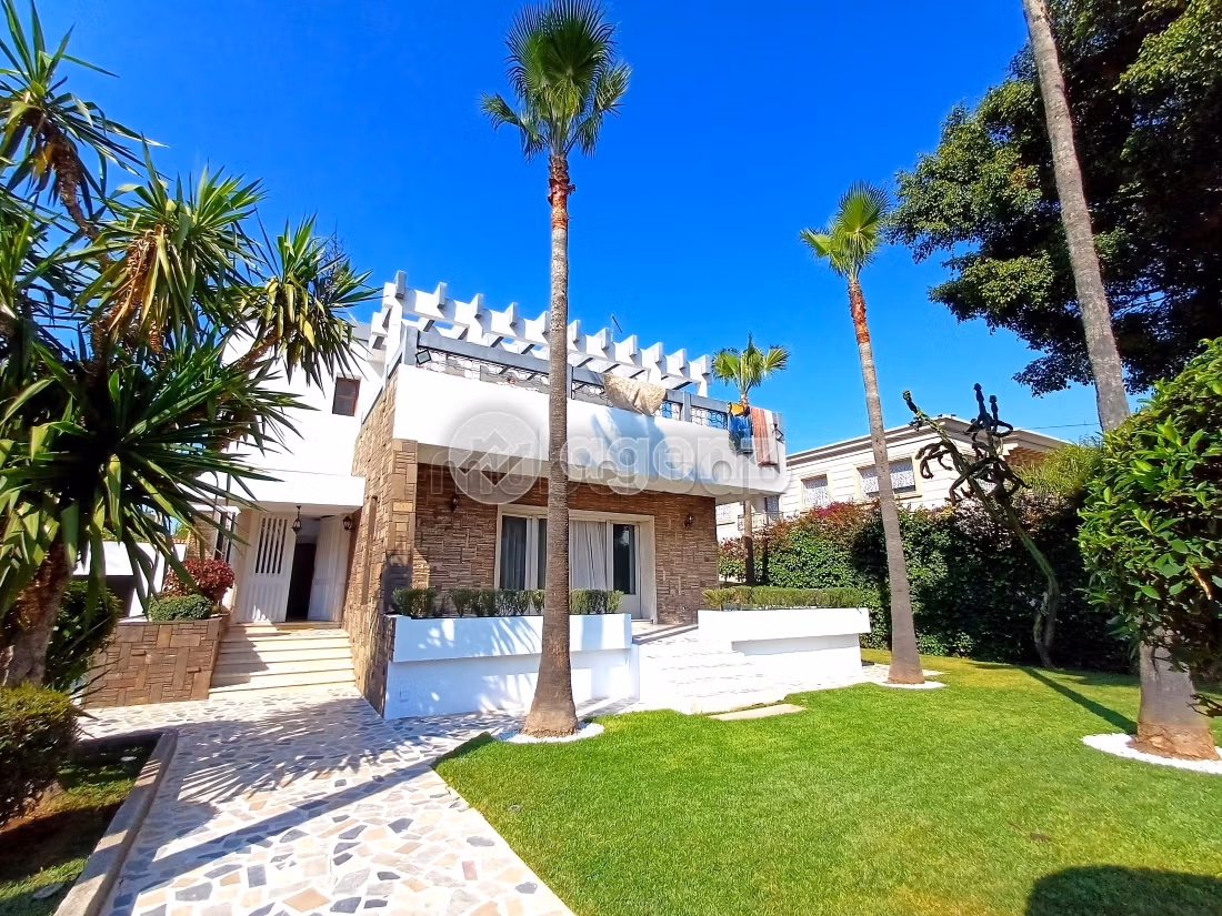 Villa à vendre 1 010 m², 4 chambres Californie Casablanca