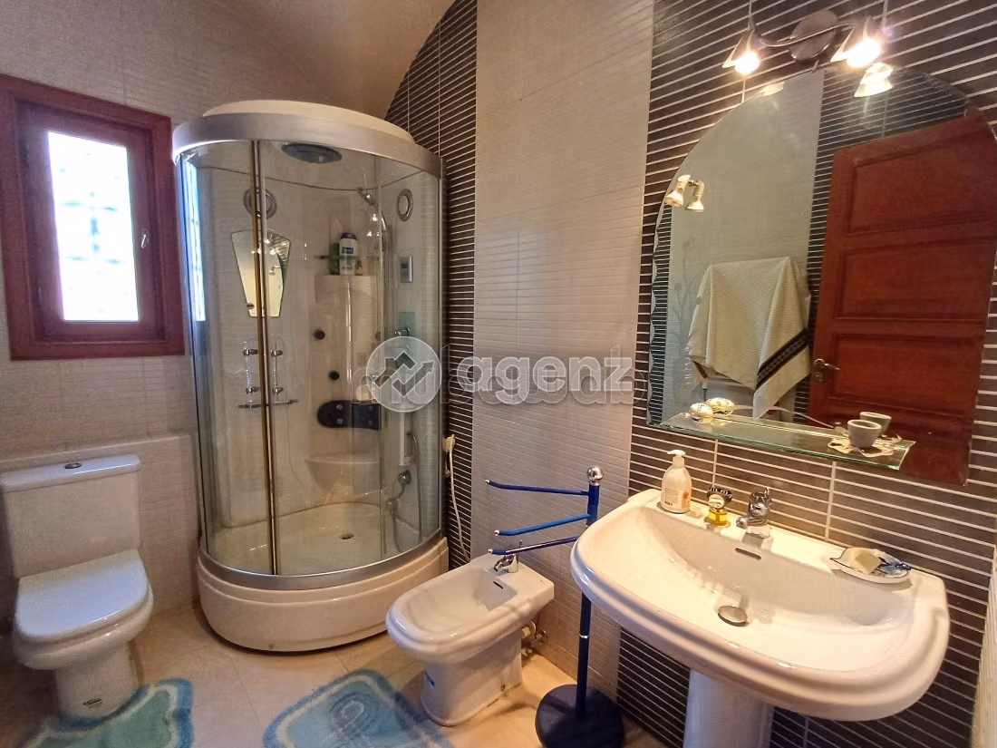 Villa à vendre 485 m², 4 chambres Ennakhil Palmeraie Marrakech