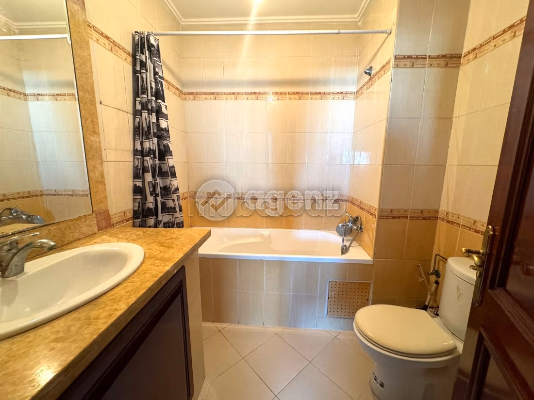 Appartement à vendre 110 m², 3 chambres Al Mostakbal Casablanca