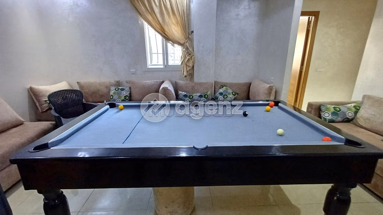 Piso en venta en Centre. 3 dormitorios. Terraza grande