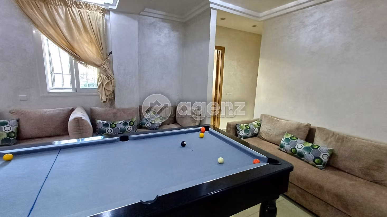 Piso en venta en Centre. 3 dormitorios. Terraza grande